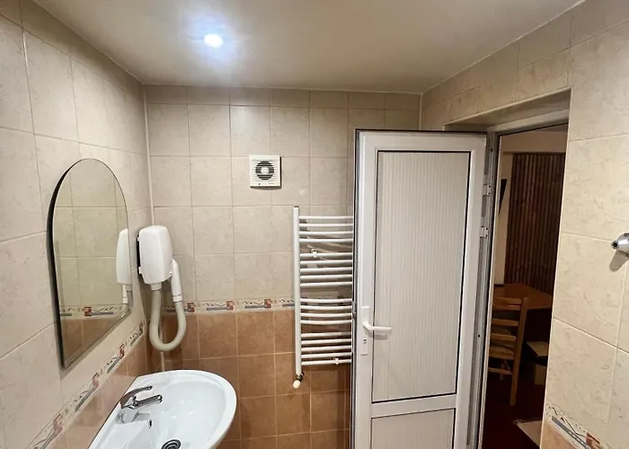 Zasheva Kushta بيت ضيافة 3*